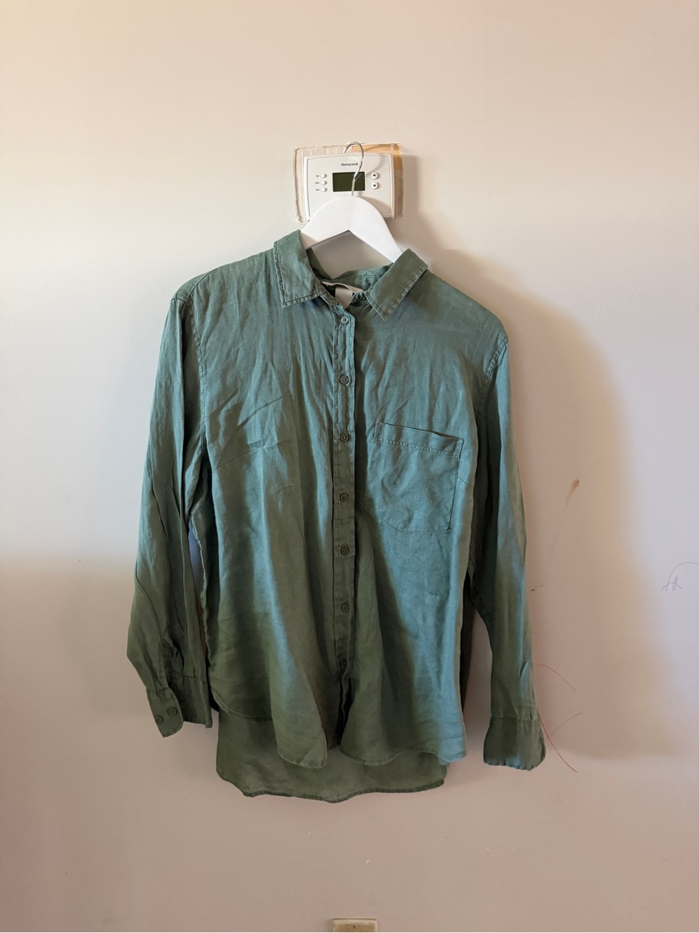 H&M linen Women's Button-Down Shirt in khaki Green